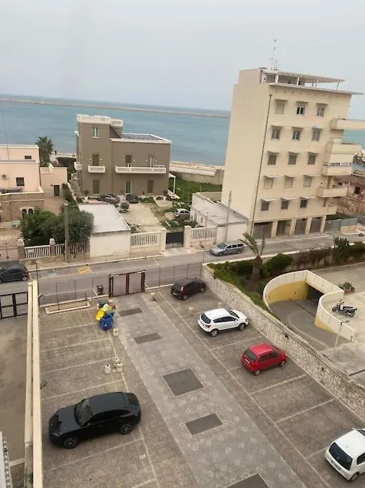 Apartamento Bilocale Vista Mare Bari 0*,  Italia